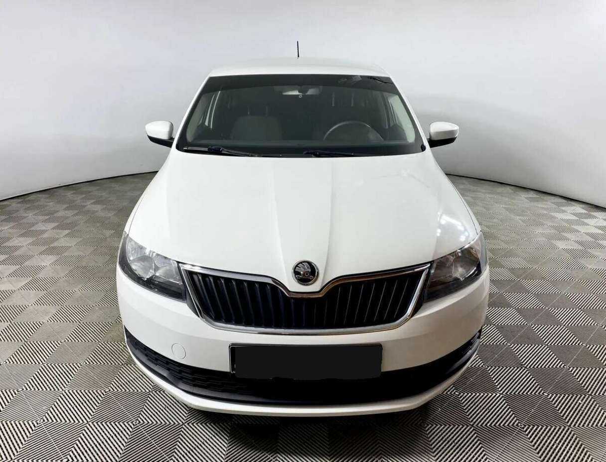 Skoda Rapid 2018 года с пробегом. Фото: #2