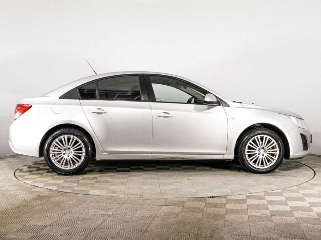 Chevrolet Cruze 2012 года с пробегом. Фото: #3