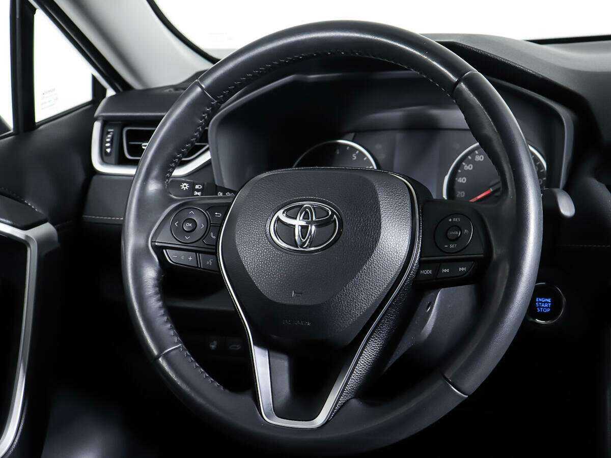 Toyota RAV4 2019 года с пробегом. Фото: #14