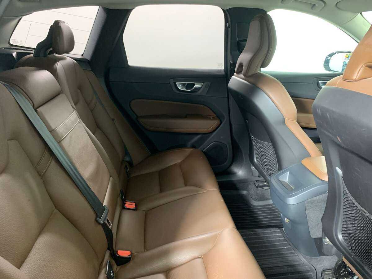 Volvo XC60 2019 года с пробегом. Фото: #14