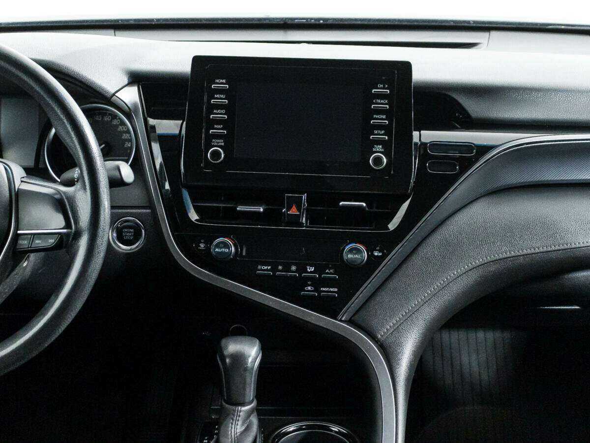 Toyota Camry 2021 года с пробегом. Фото: #13