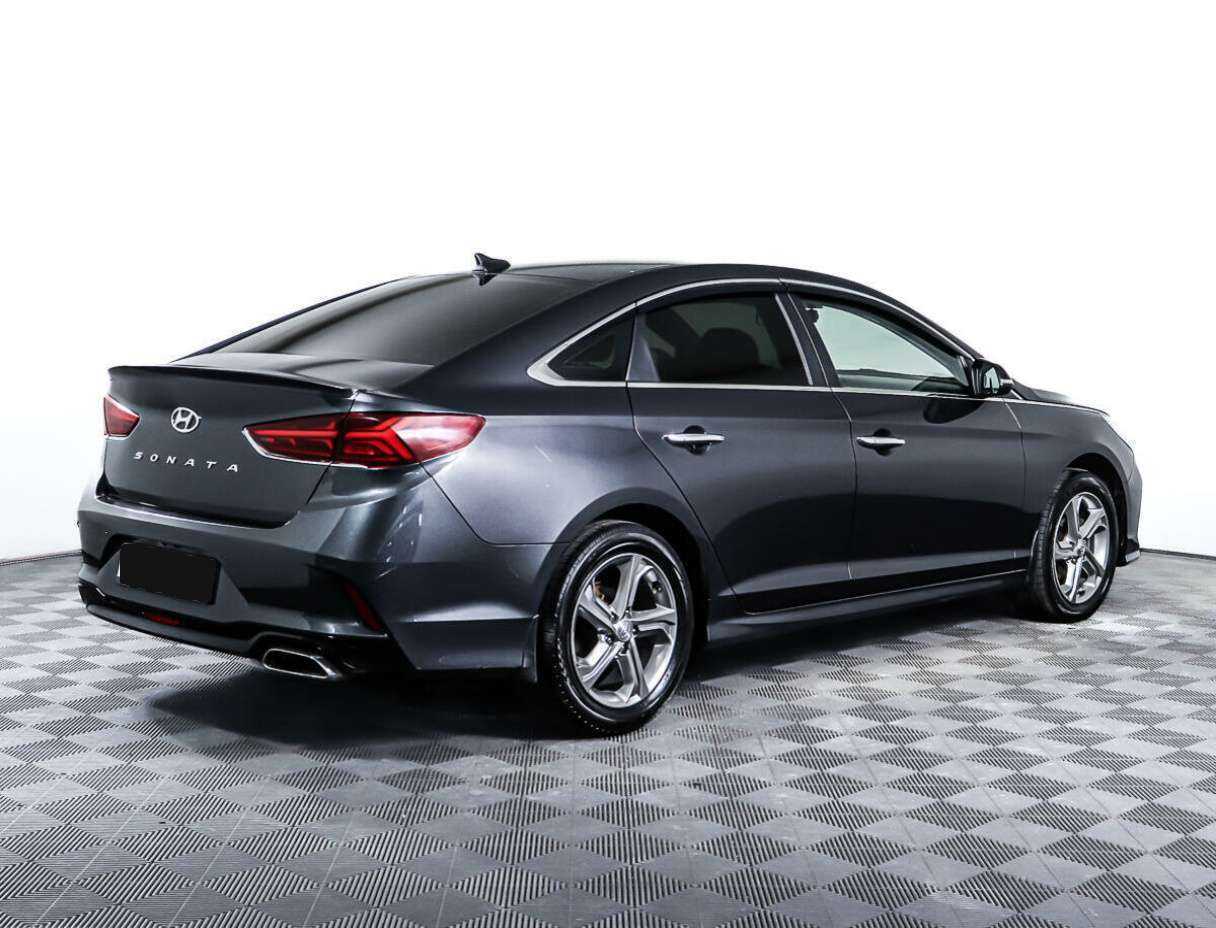 Hyundai Sonata 2018 года с пробегом. Фото: #4