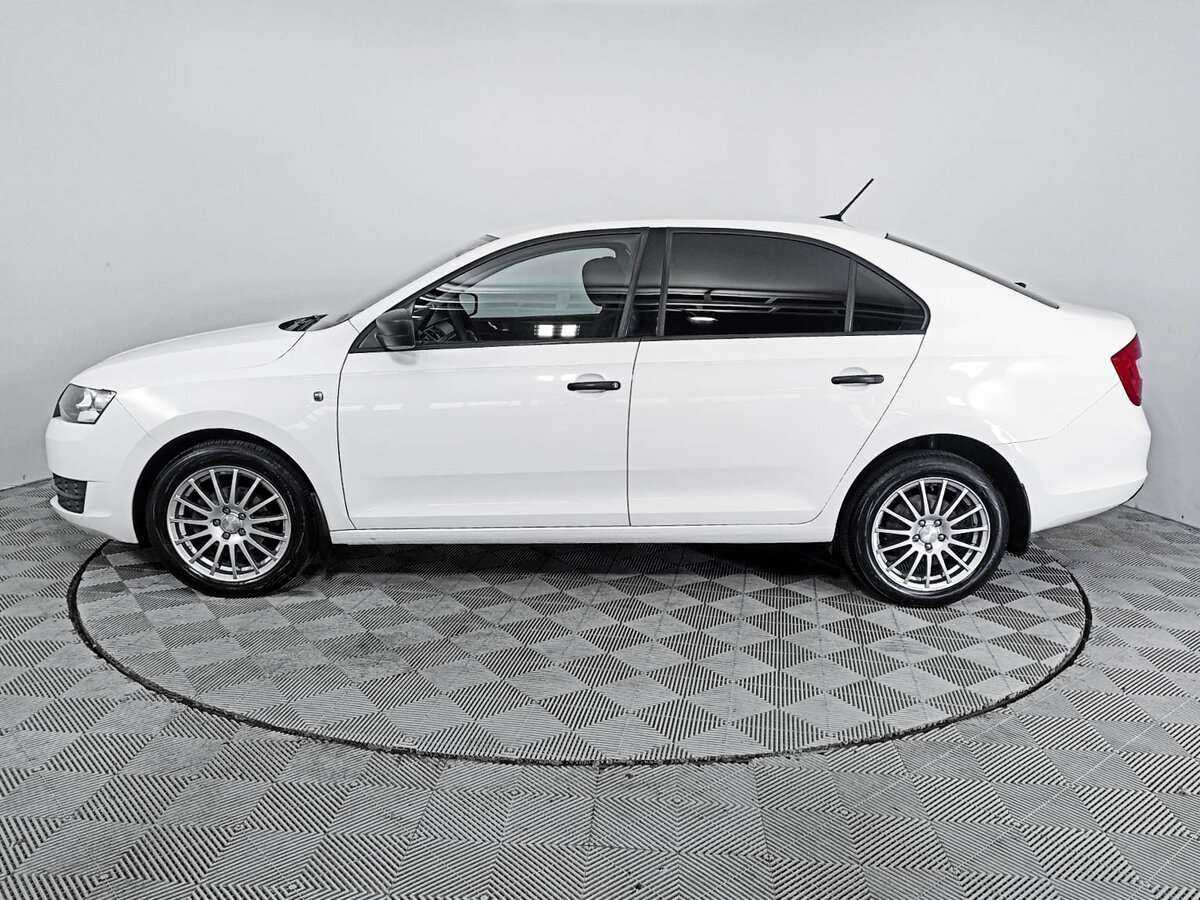 Skoda Rapid 2017 года с пробегом. Фото: #7