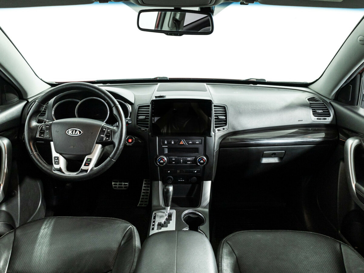 Kia Sorento 2012 года с пробегом. Фото: #12
