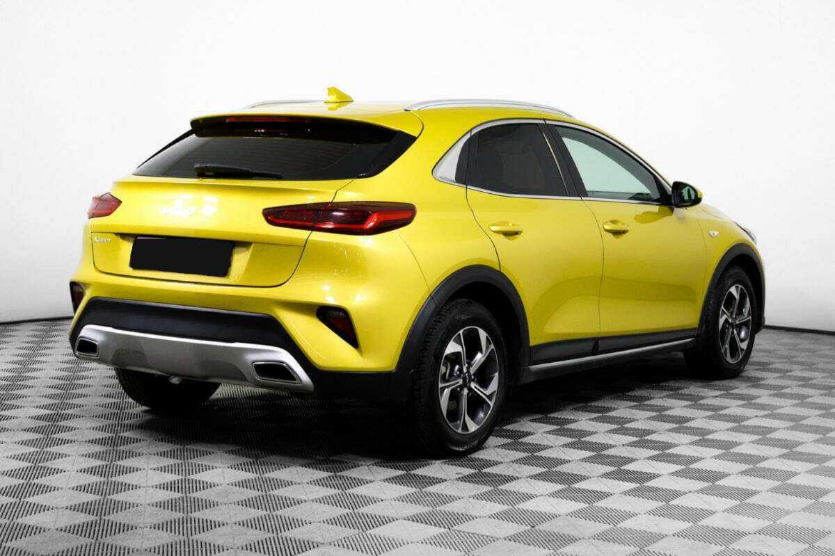 Kia XCeed 2021 года с пробегом. Фото: #4