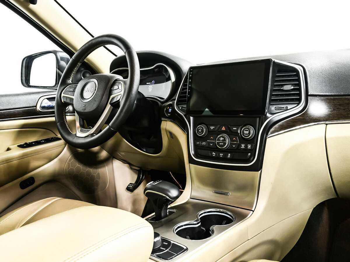 Jeep Grand Cherokee 2013 года с пробегом. Фото: #8