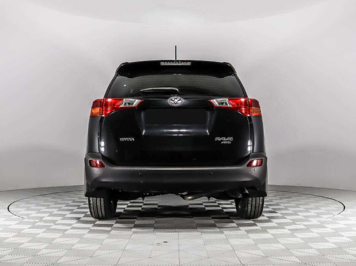 Toyota RAV4 2013 года с пробегом. Фото: #5