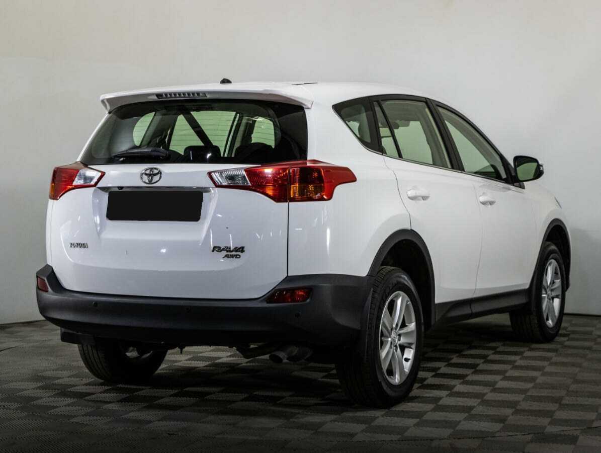 Toyota RAV4 2013 года с пробегом. Фото: #3