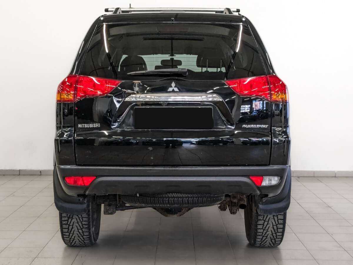 Mitsubishi Pajero Sport 2012 года с пробегом. Фото: #5