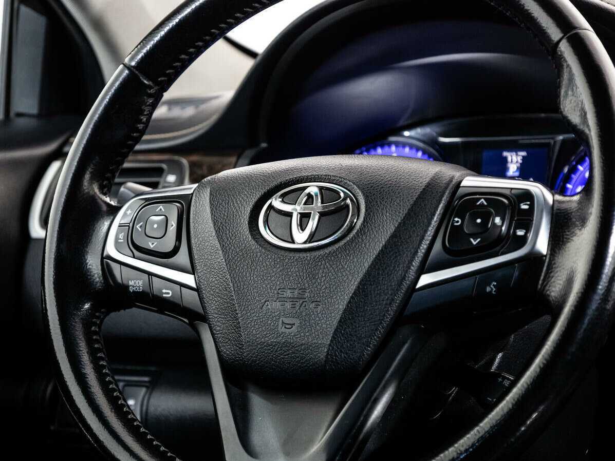 Toyota Camry 2016 года с пробегом. Фото: #10