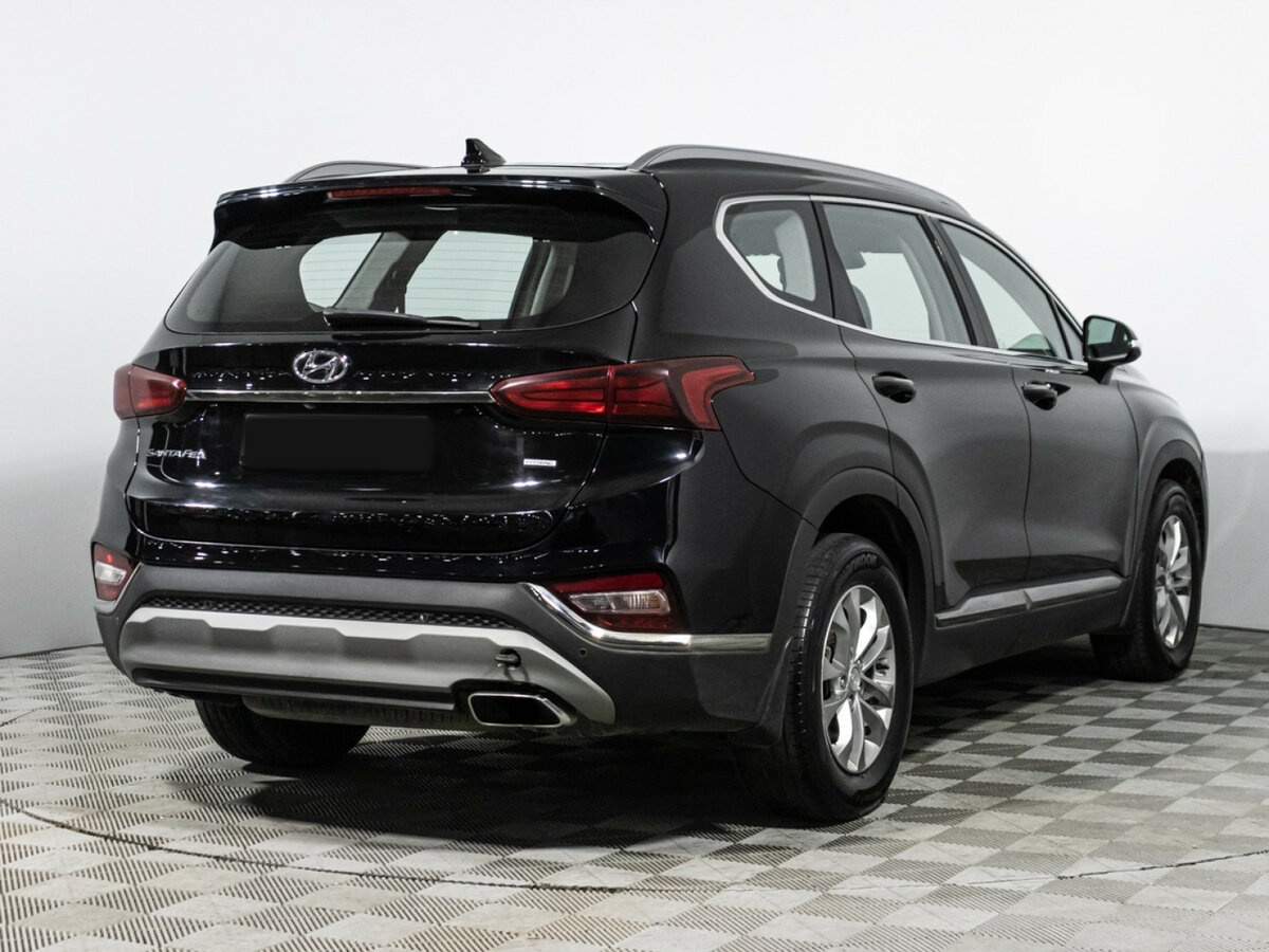 Hyundai Santa Fe 2018 года с пробегом. Фото: #3