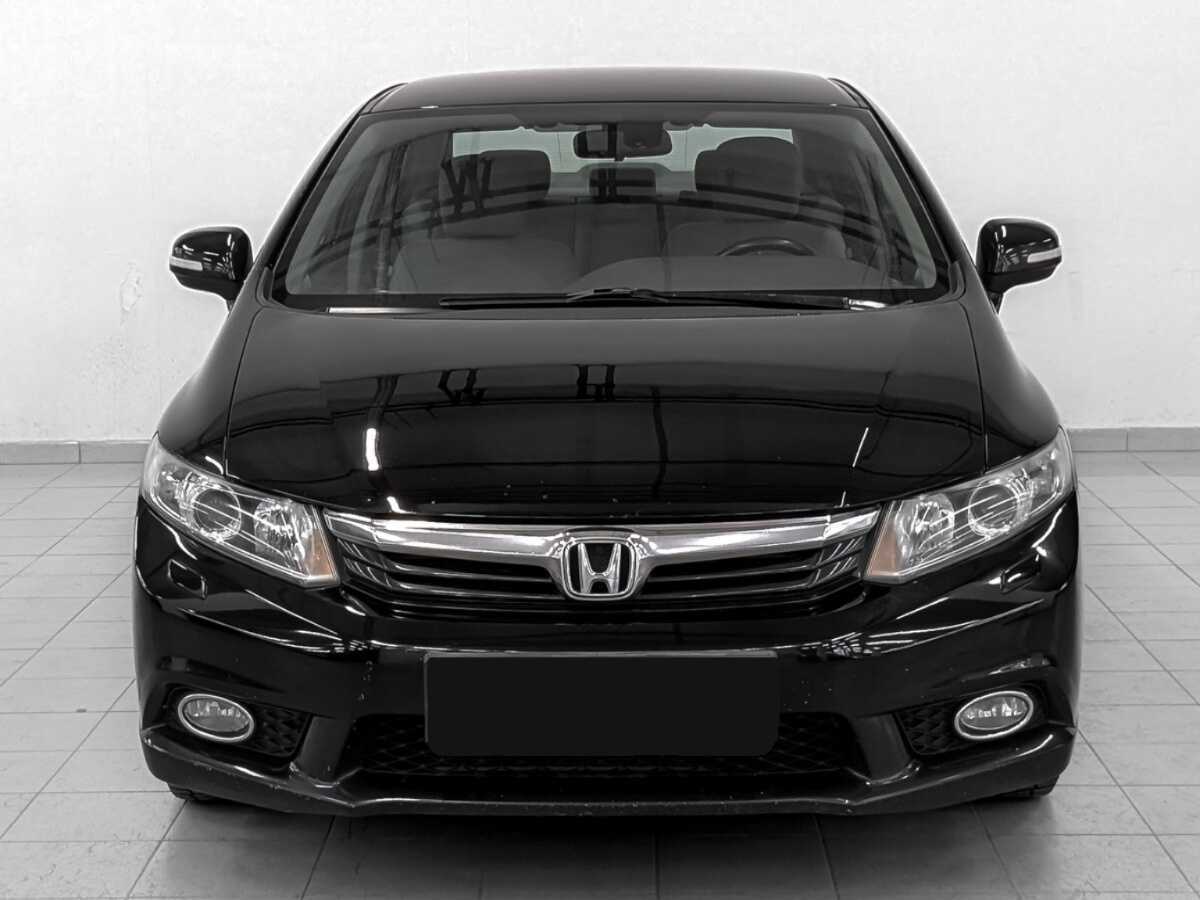 Honda Civic 2012 года с пробегом. Фото: #1