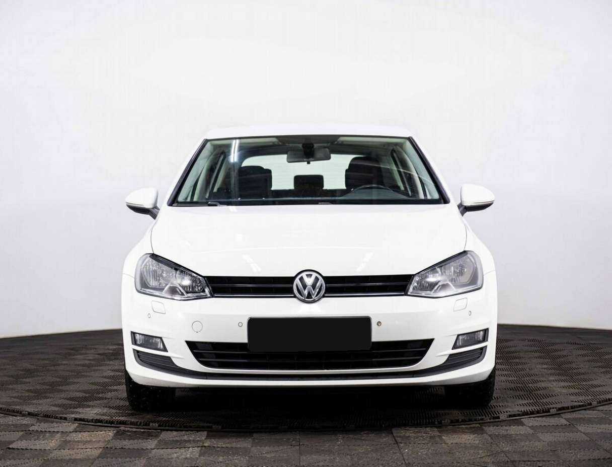 Volkswagen Golf 2014 года с пробегом. Фото: #1