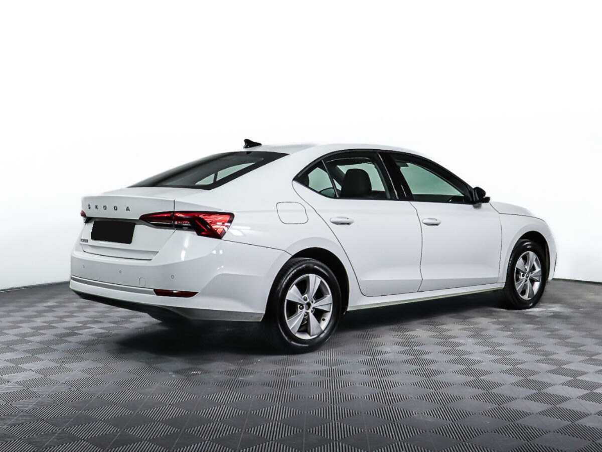 Skoda Octavia 2021 года с пробегом. Фото: #4