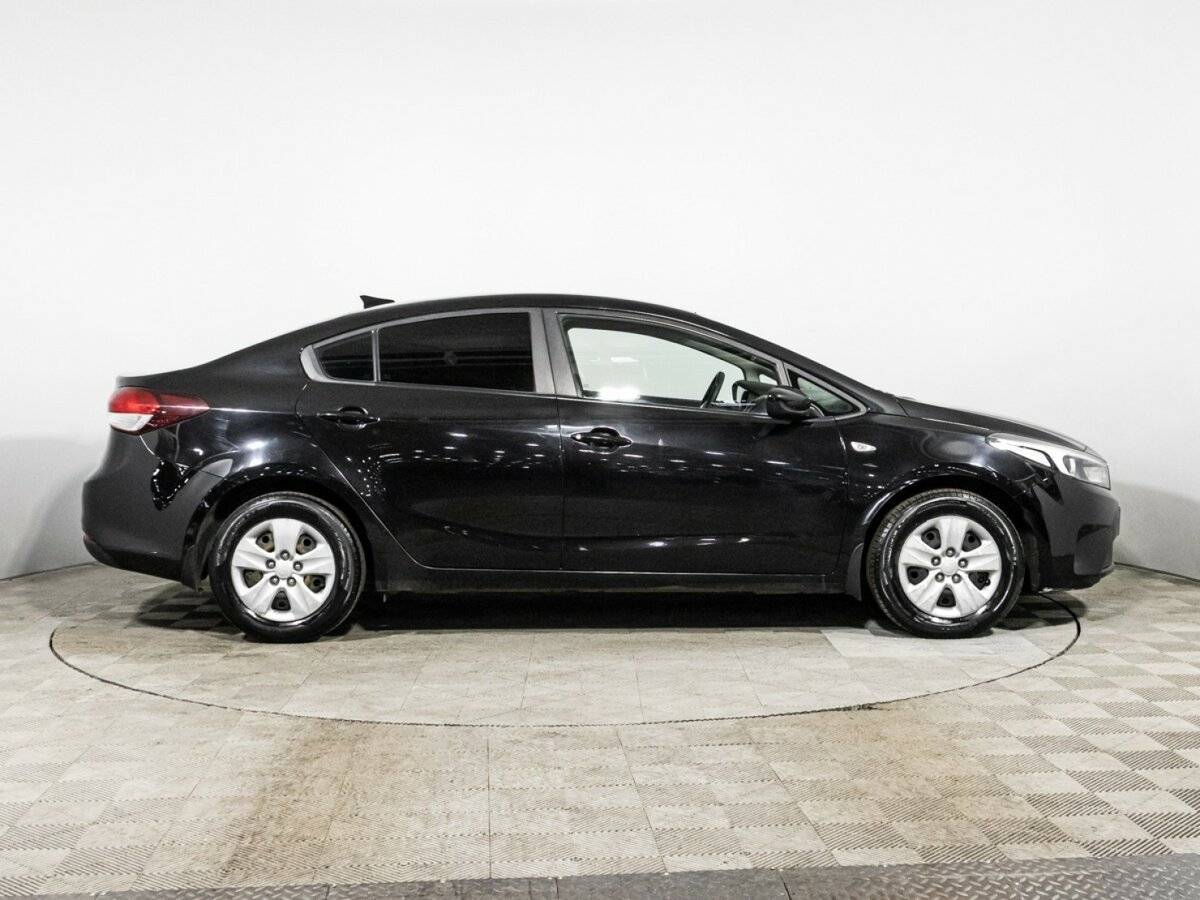 Kia Cerato 2019 года с пробегом. Фото: #3