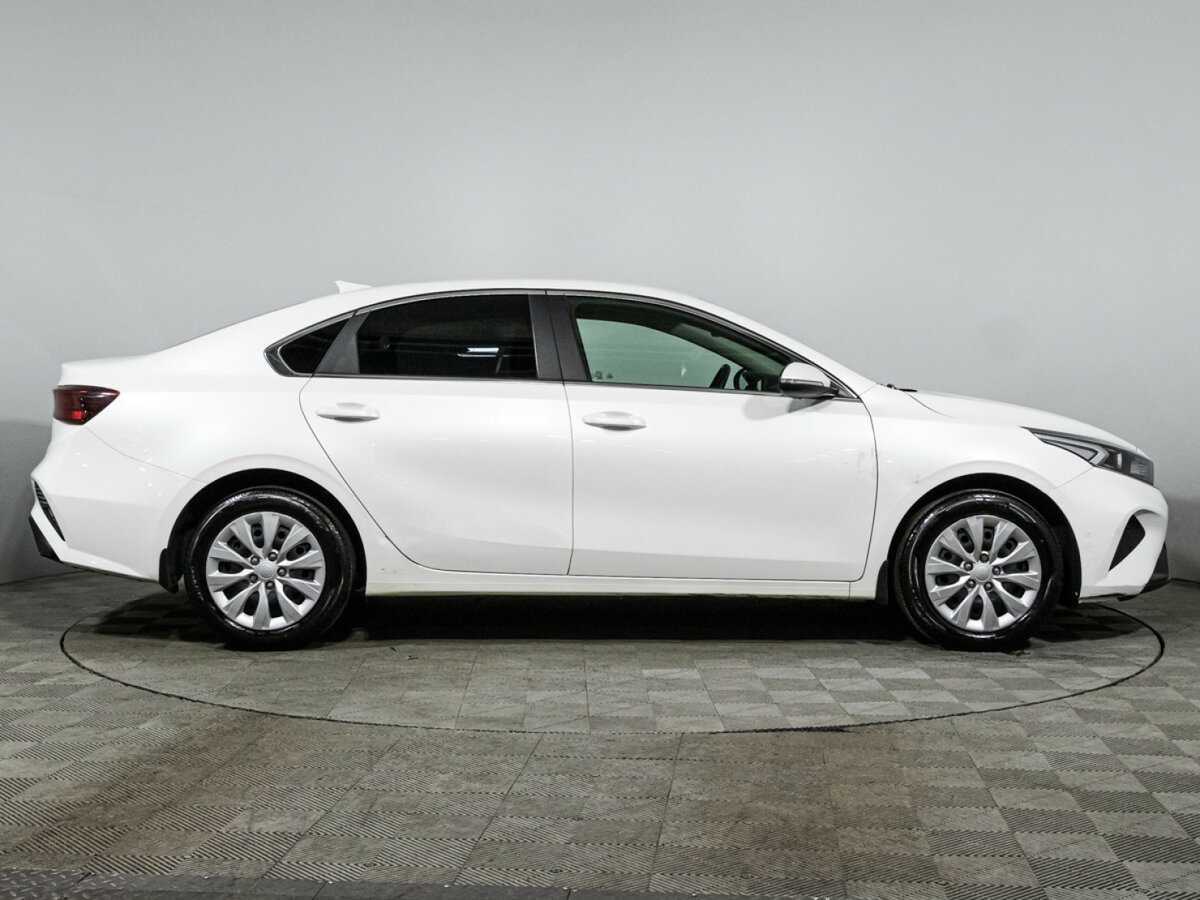 Kia Cerato 2022 года с пробегом. Фото: #3