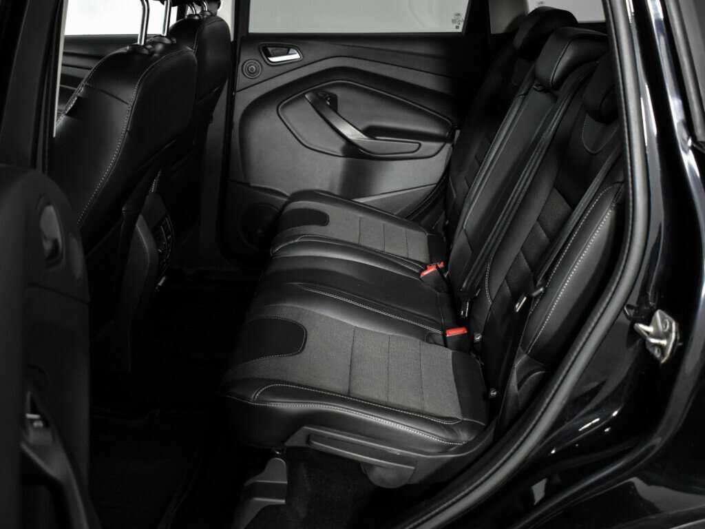 Ford Kuga 2013 года с пробегом. Фото: #11
