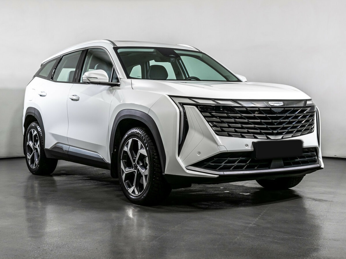 Geely Atlas 2024 года с пробегом. Фото: #2