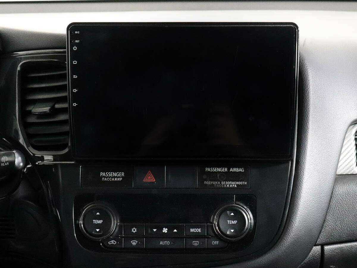 Mitsubishi Outlander 2012 года с пробегом. Фото: #10