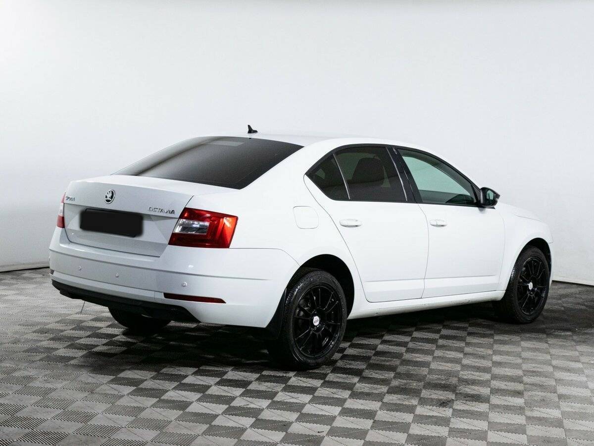 Skoda Octavia 2019 года с пробегом. Фото: #4