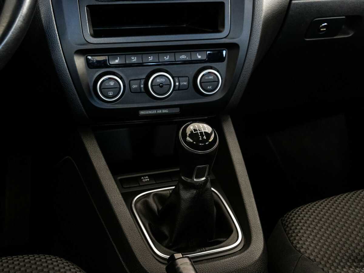 Volkswagen Jetta 2013 года с пробегом. Фото: #9