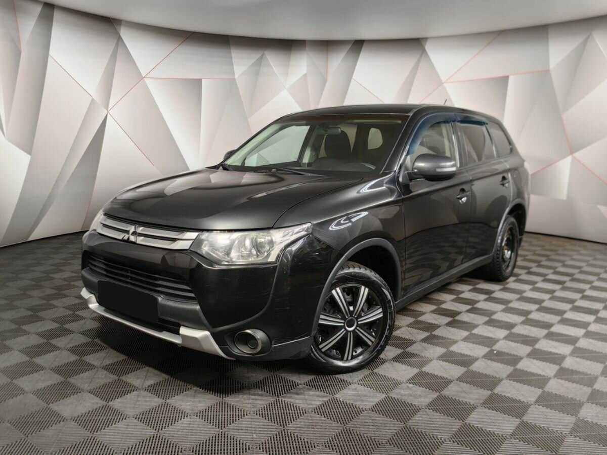 Mitsubishi Outlander 2014 года с пробегом. Фото: #0