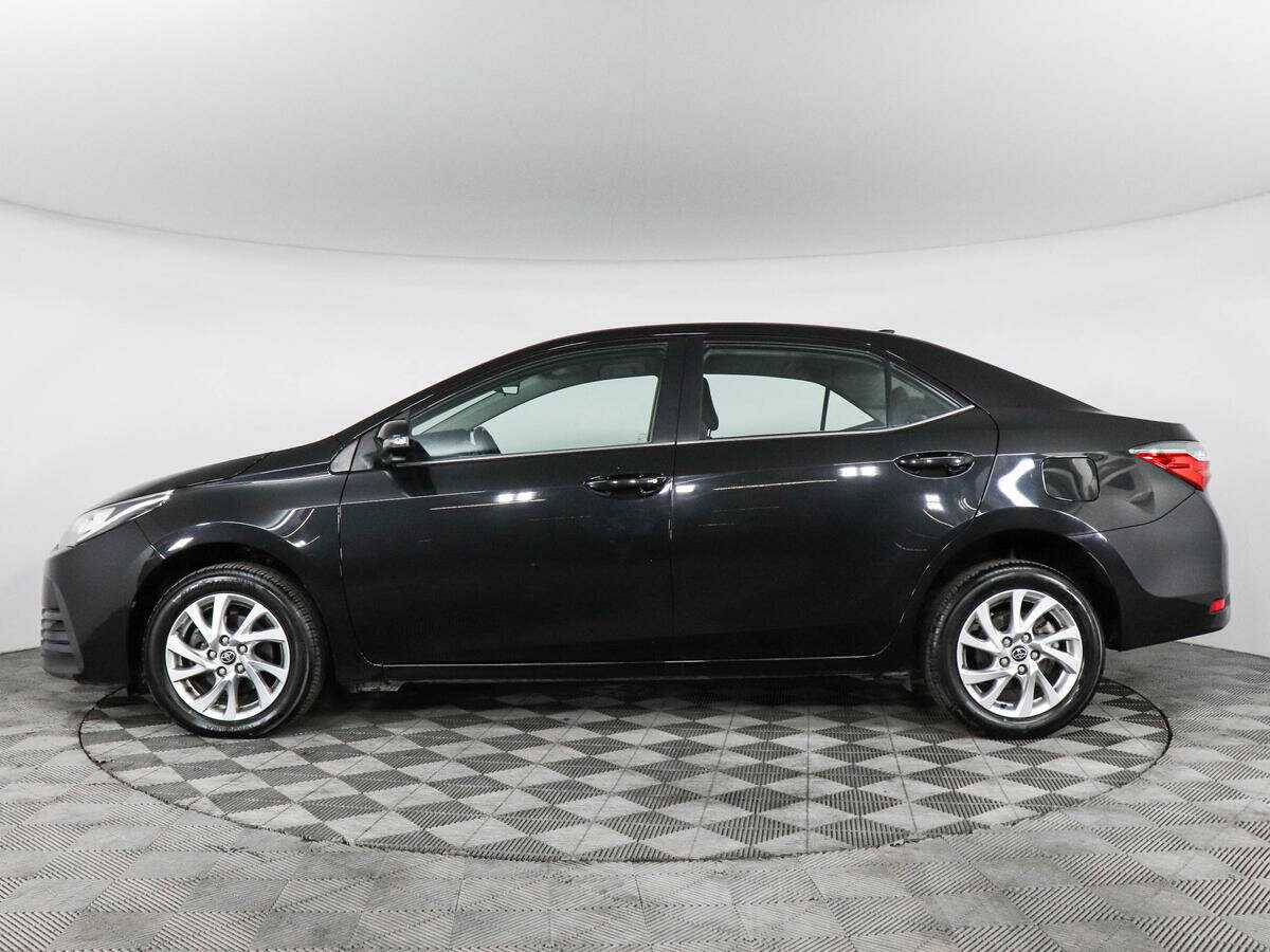 Toyota Corolla 2017 года с пробегом. Фото: #7