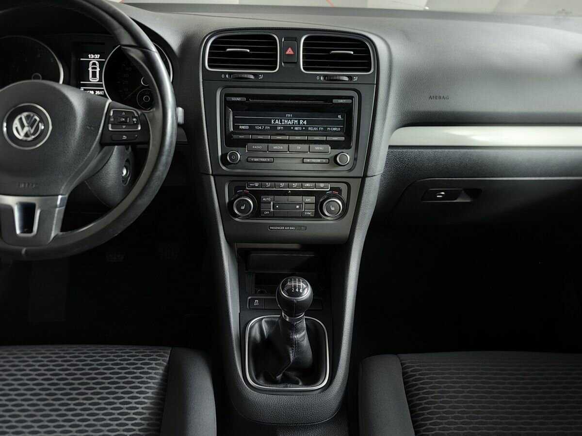 Volkswagen Golf 2012 года с пробегом. Фото: #10