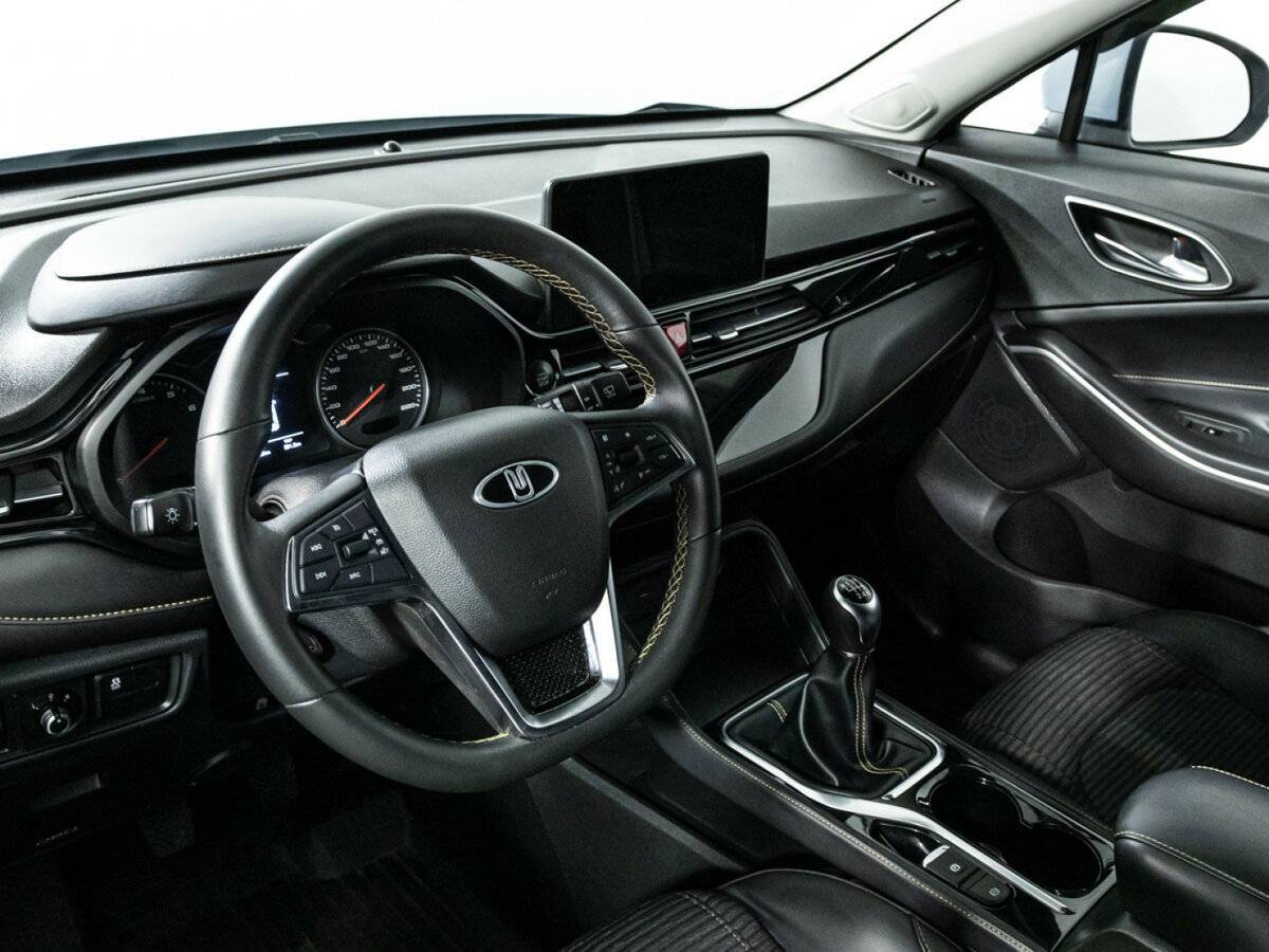 Москвич 3 2023 года с пробегом. Фото: #10