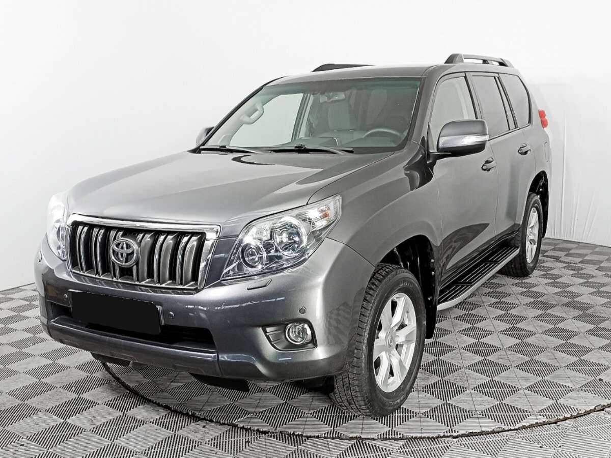 Toyota Land Cruiser Prado 2012 года с пробегом. Фото: #0