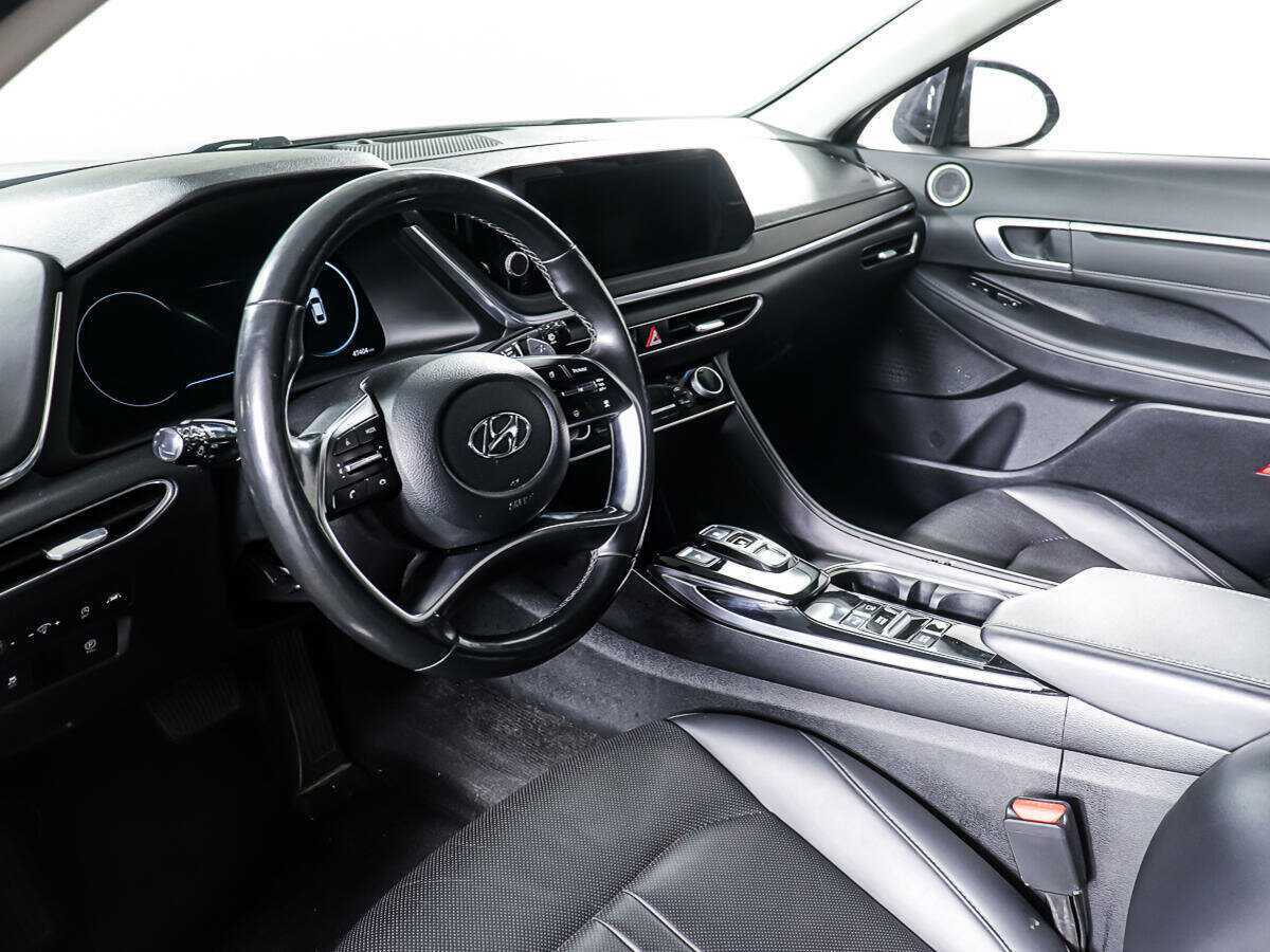 Hyundai Sonata 2019 года с пробегом. Фото: #12