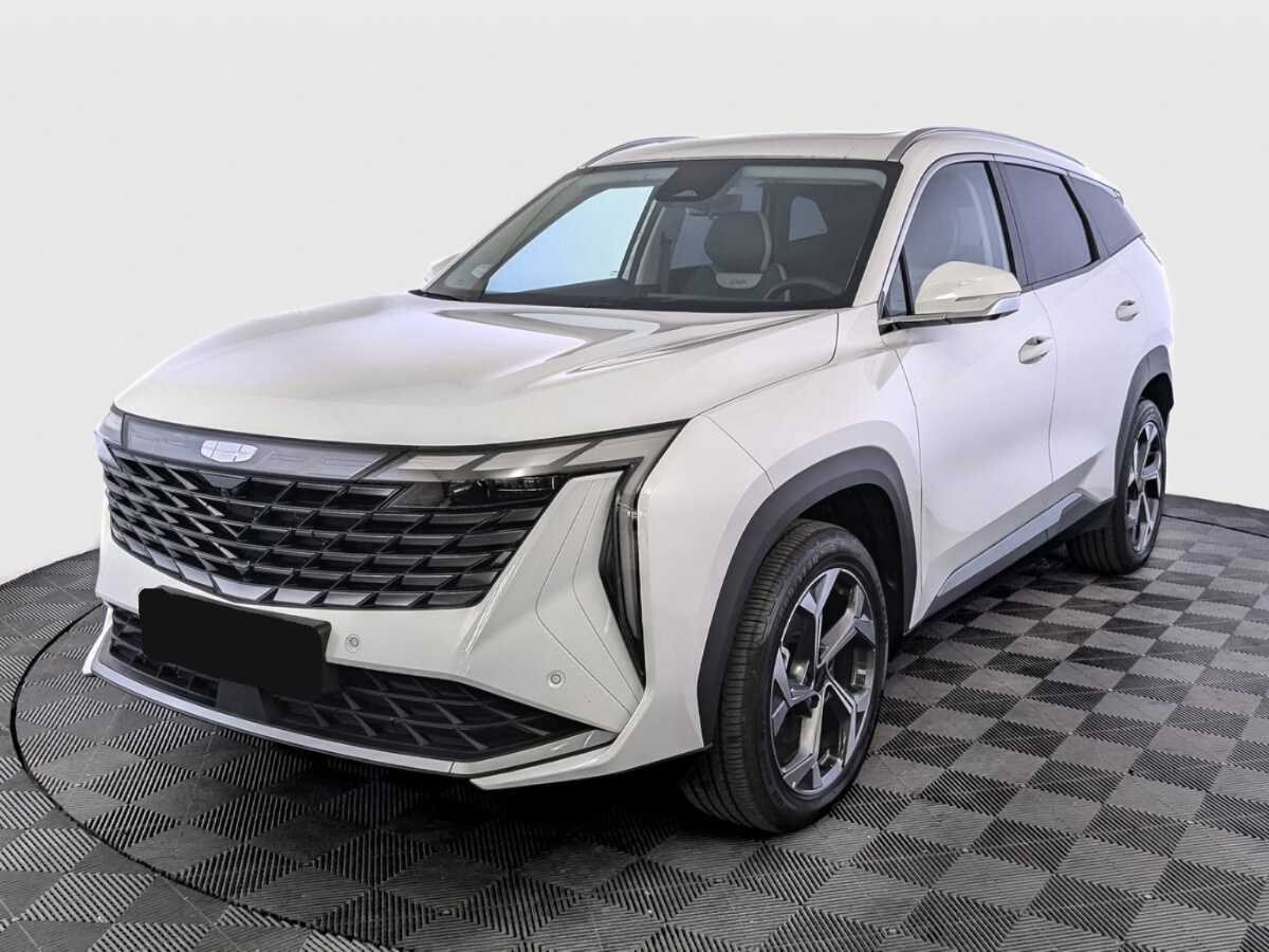 Geely Atlas 2024 года с пробегом. Посмотреть фото