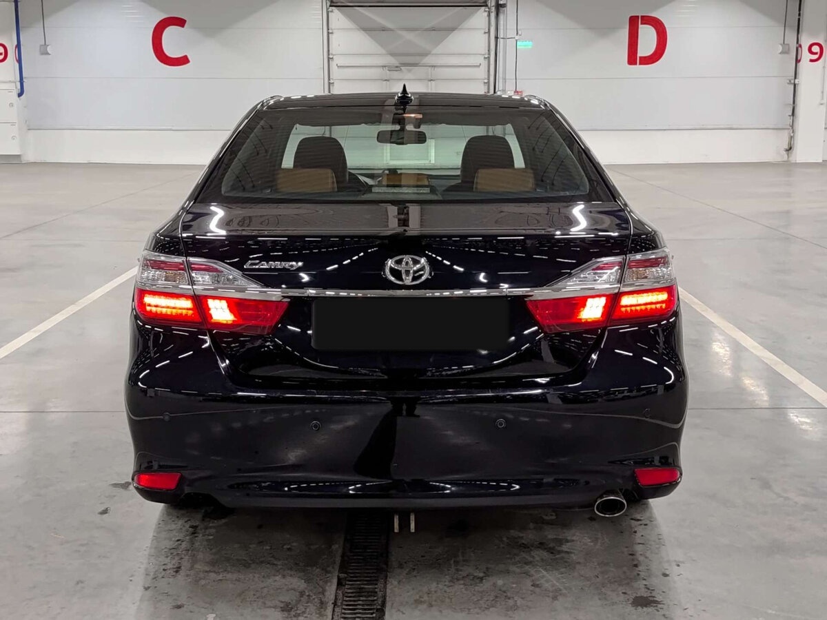 Toyota Camry 2018 года с пробегом. Фото: #5