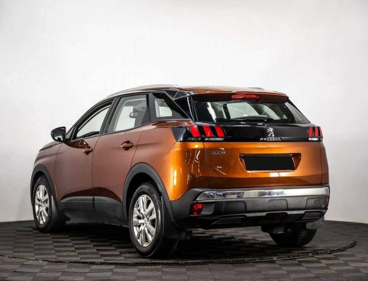 Peugeot 3008 2018 года с пробегом. Фото: #3
