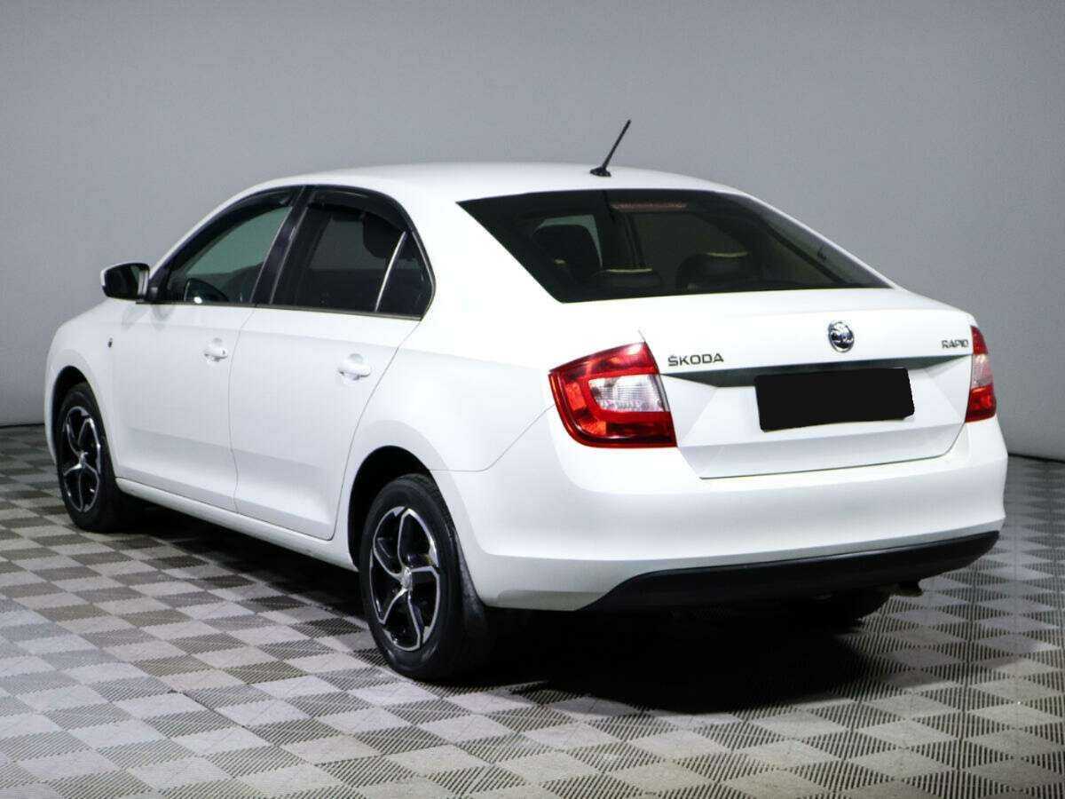 Skoda Rapid 2016 года с пробегом. Фото: #4