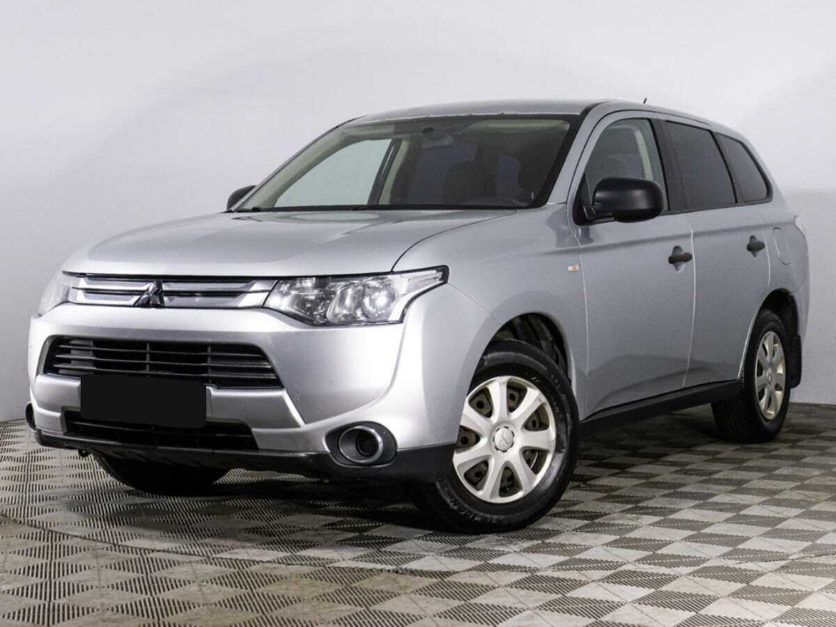 Mitsubishi Outlander 2014 года с пробегом. Фото: #0