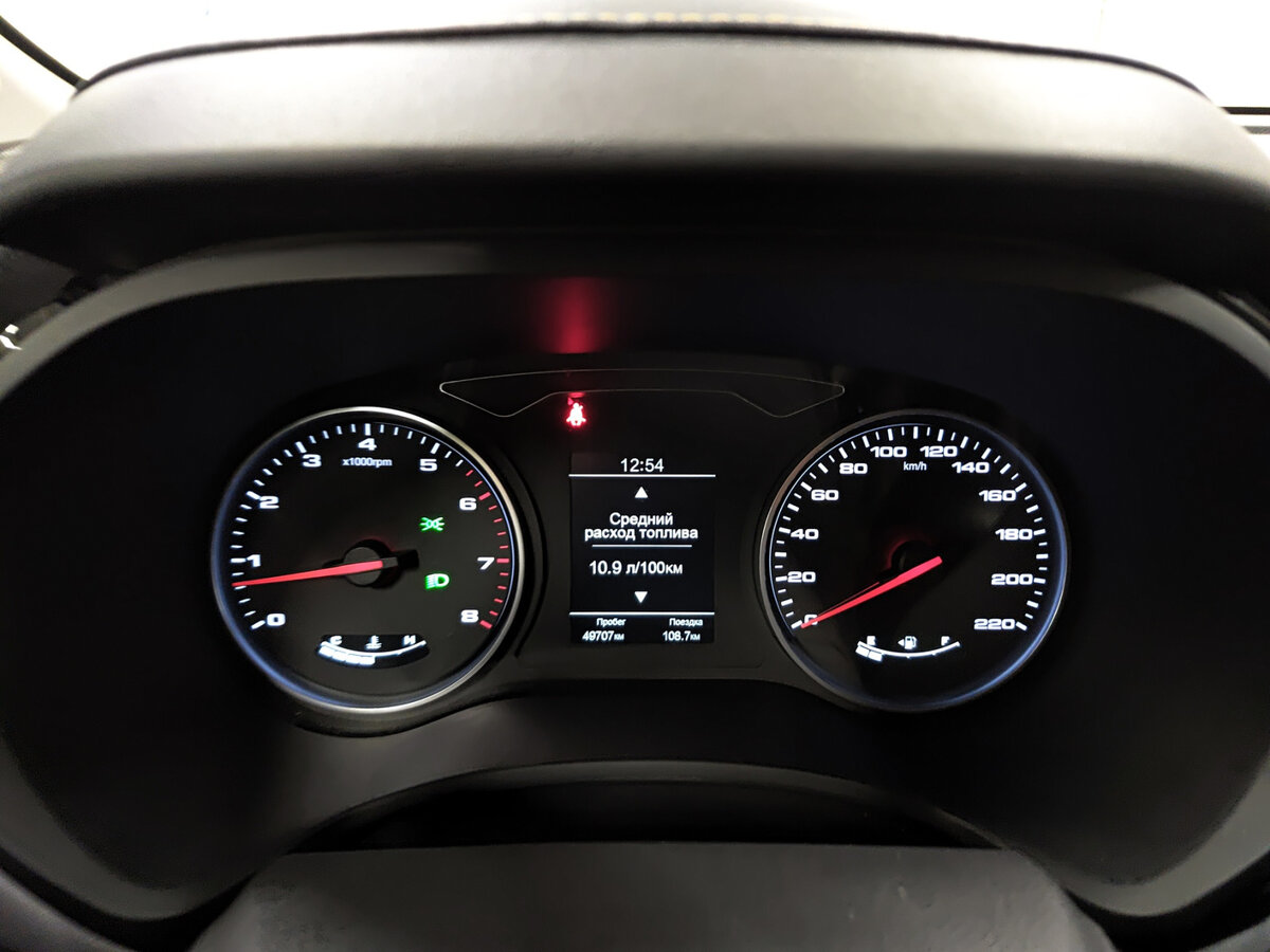 Москвич 3 2023 года с пробегом. Фото: #12