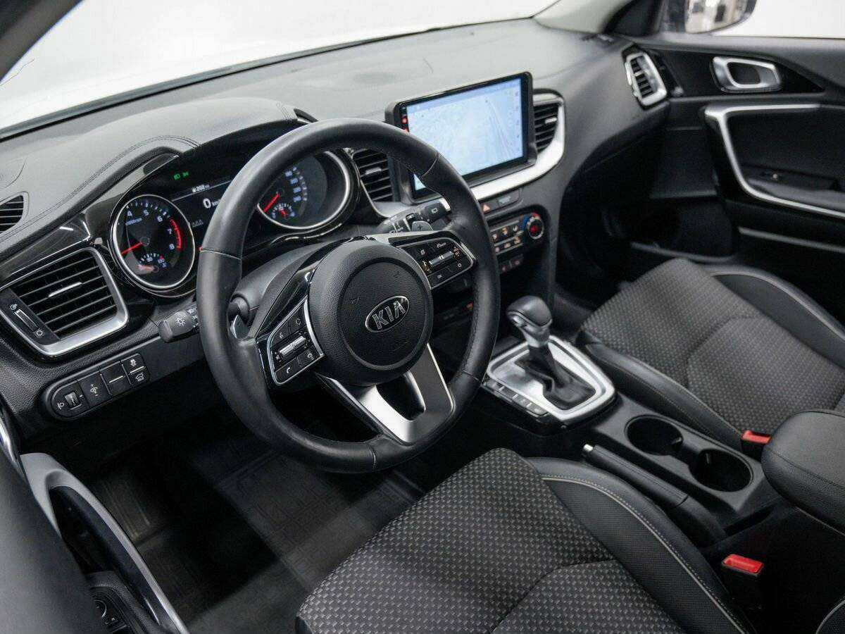Kia XCeed 2020 года с пробегом. Фото: #13