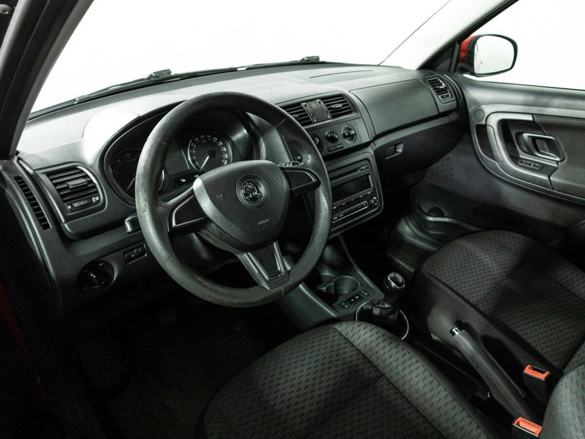 Skoda Fabia 2014 года с пробегом. Фото: #8