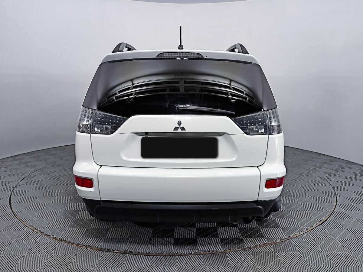 Mitsubishi Outlander 2012 года с пробегом. Фото: #5