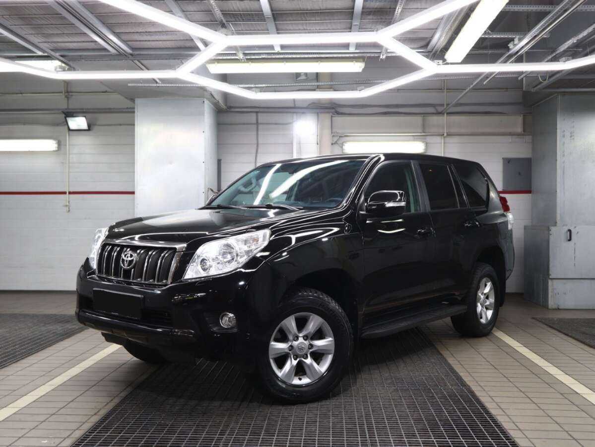 Toyota Land Cruiser Prado 2013 года с пробегом. Фото: #0