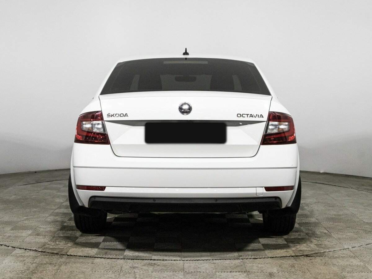 Skoda Octavia 2017 года с пробегом. Фото: #5