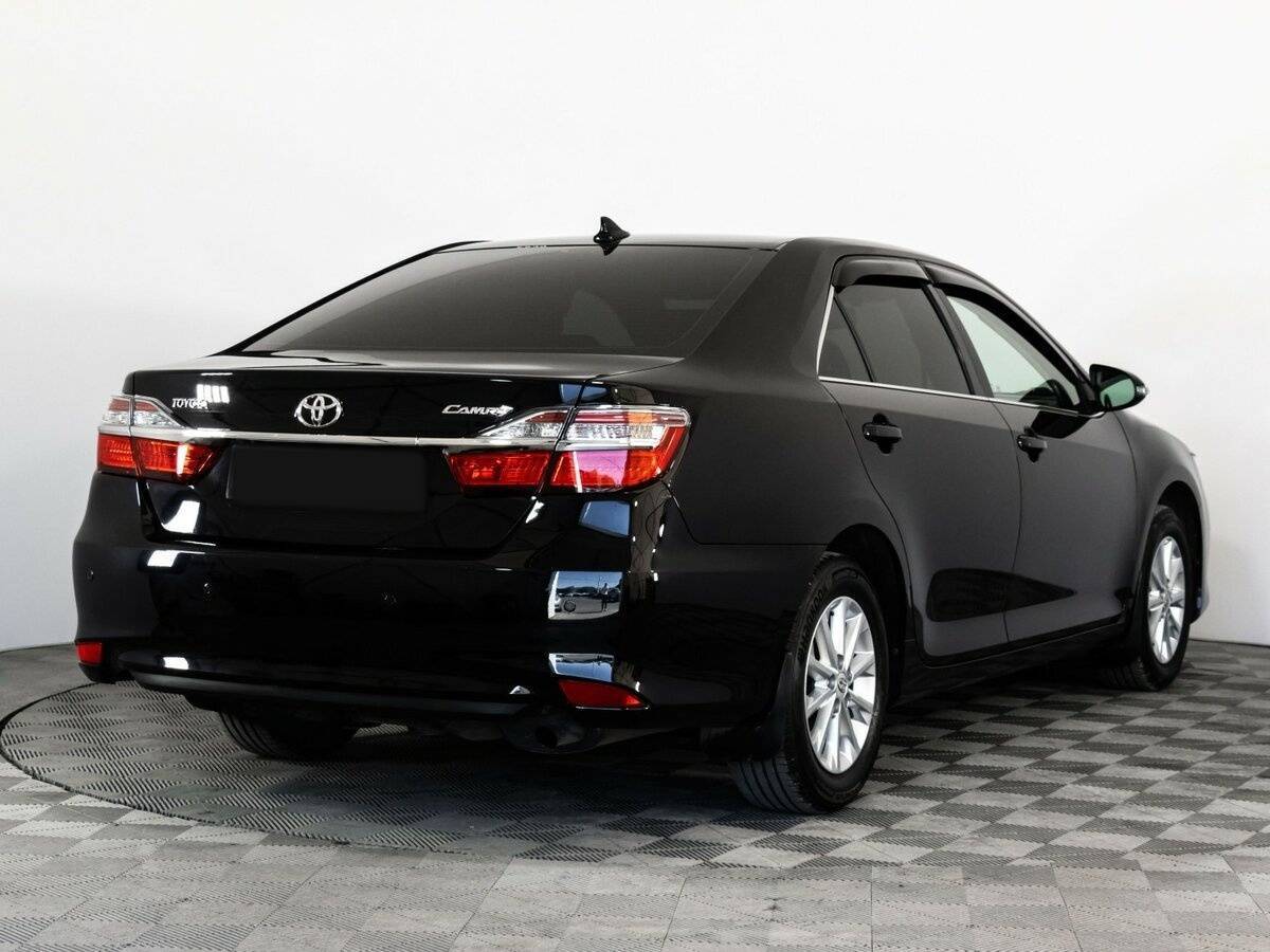 Toyota Camry 2017 года с пробегом. Фото: #3