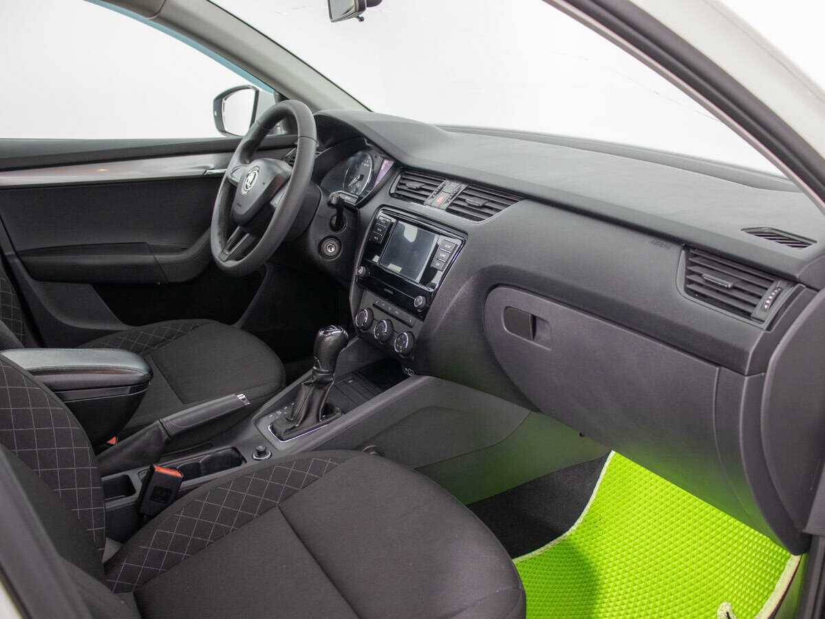 Skoda Octavia 2018 года с пробегом. Фото: #8