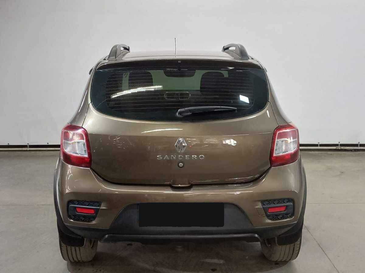 Renault Sandero 2021 года с пробегом. Фото: #4