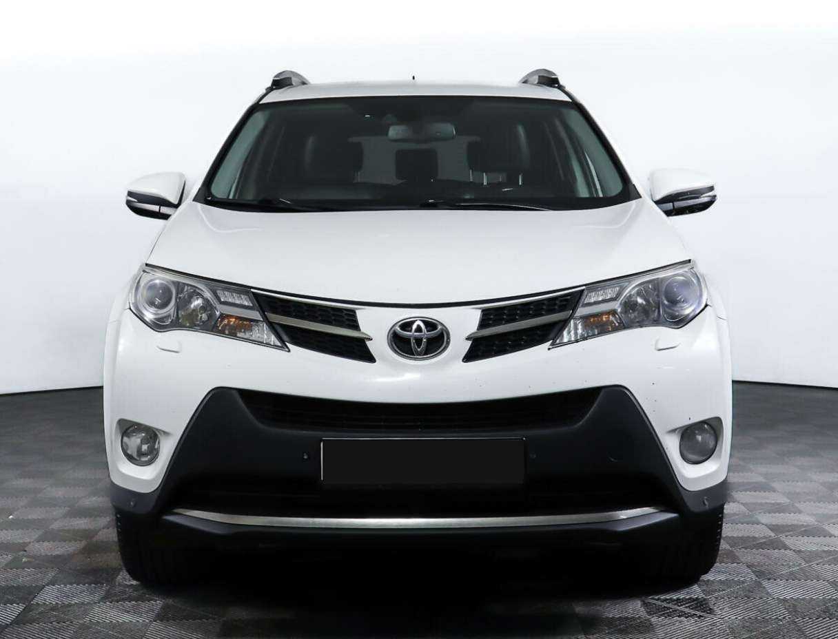 Toyota RAV4 2014 года с пробегом. Фото: #1