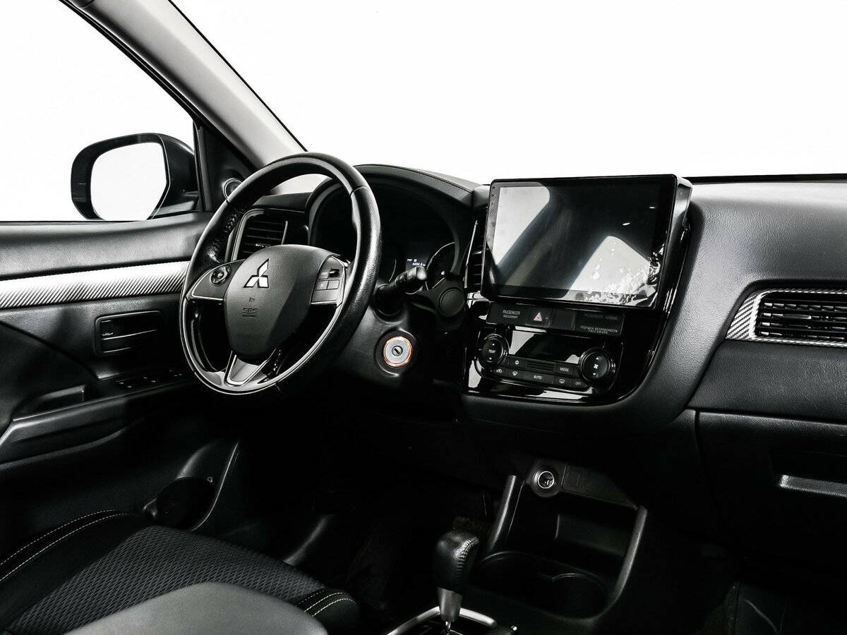 Mitsubishi Outlander 2016 года с пробегом. Фото: #8