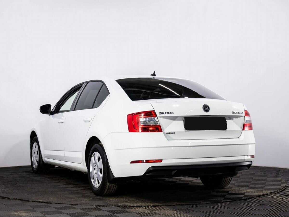 Skoda Octavia 2019 года с пробегом. Фото: #3