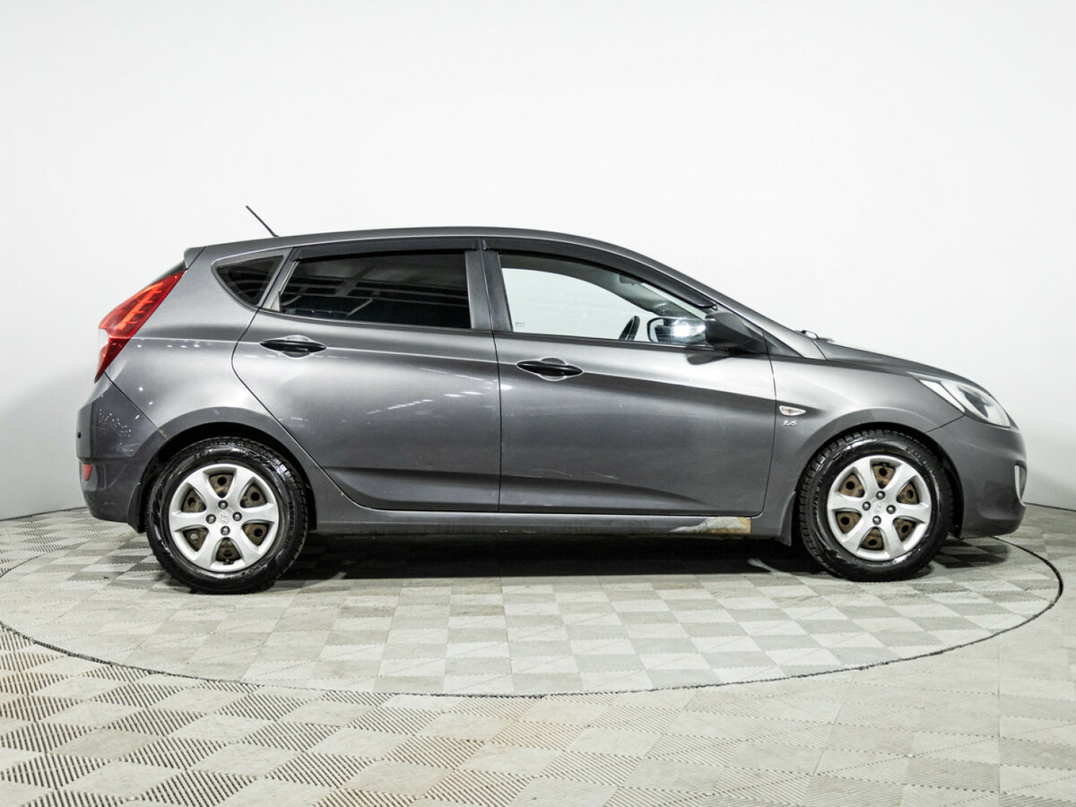 Hyundai Solaris 2012 года с пробегом. Фото: #3