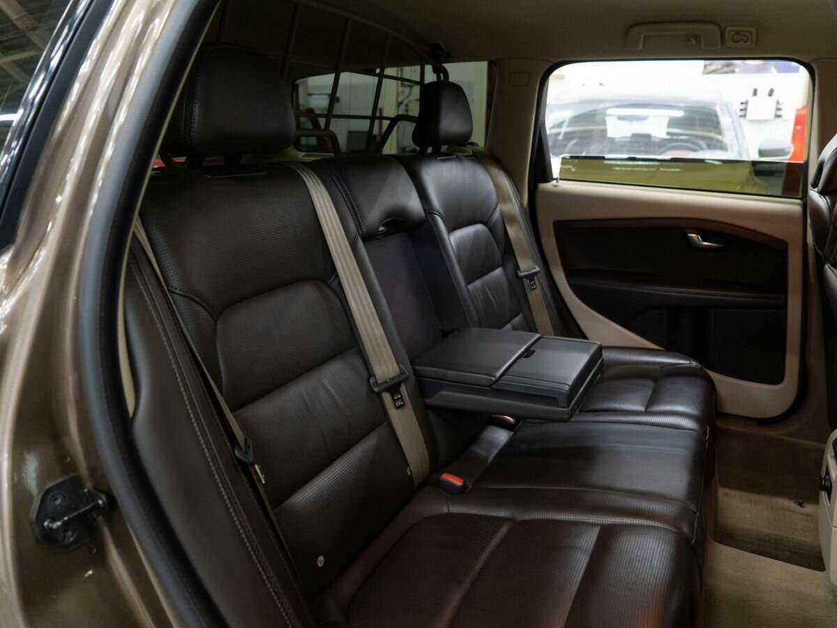 Volvo XC70 2012 года с пробегом. Фото: #8